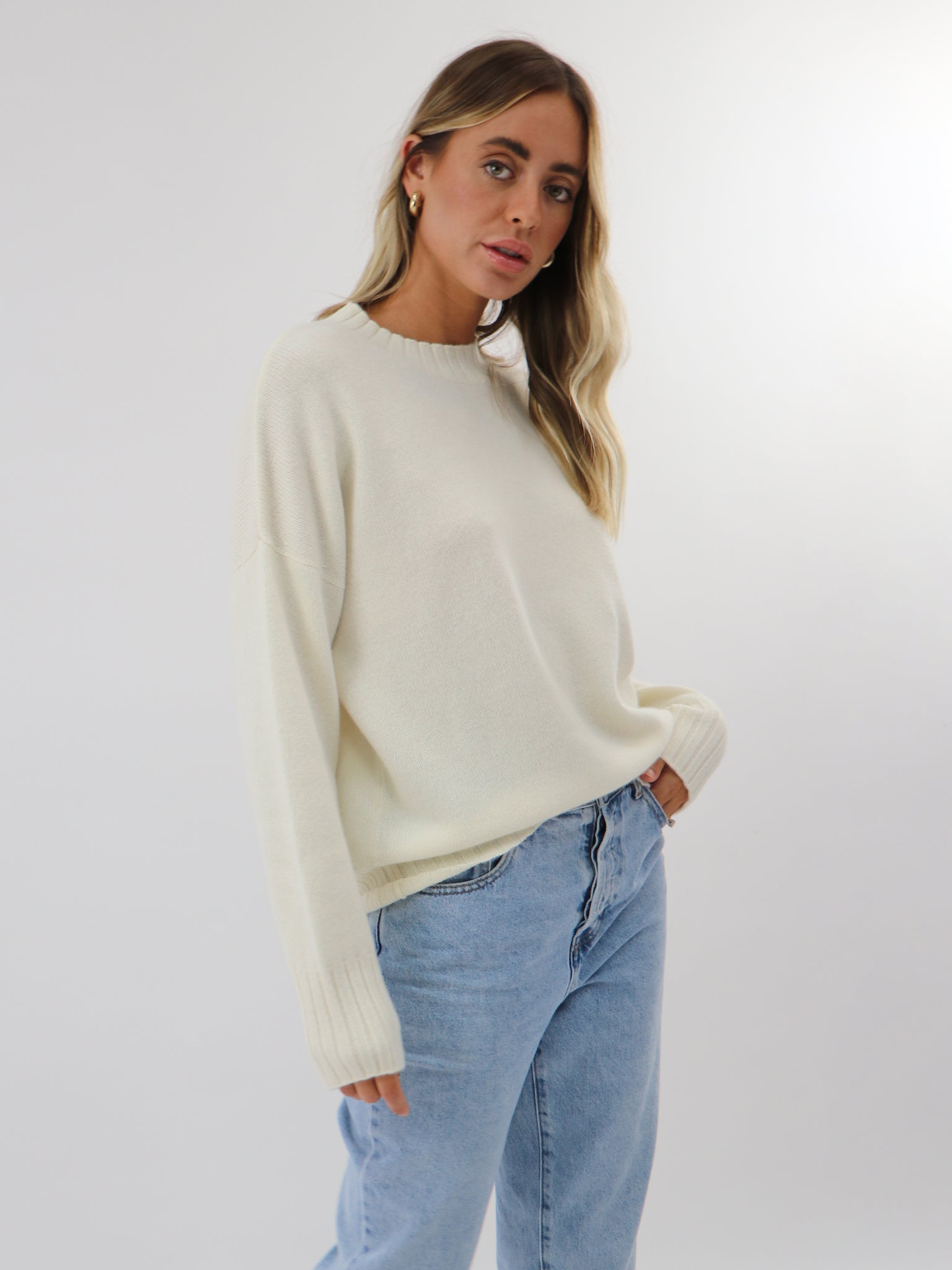 Cashmere Crewneck Pullover