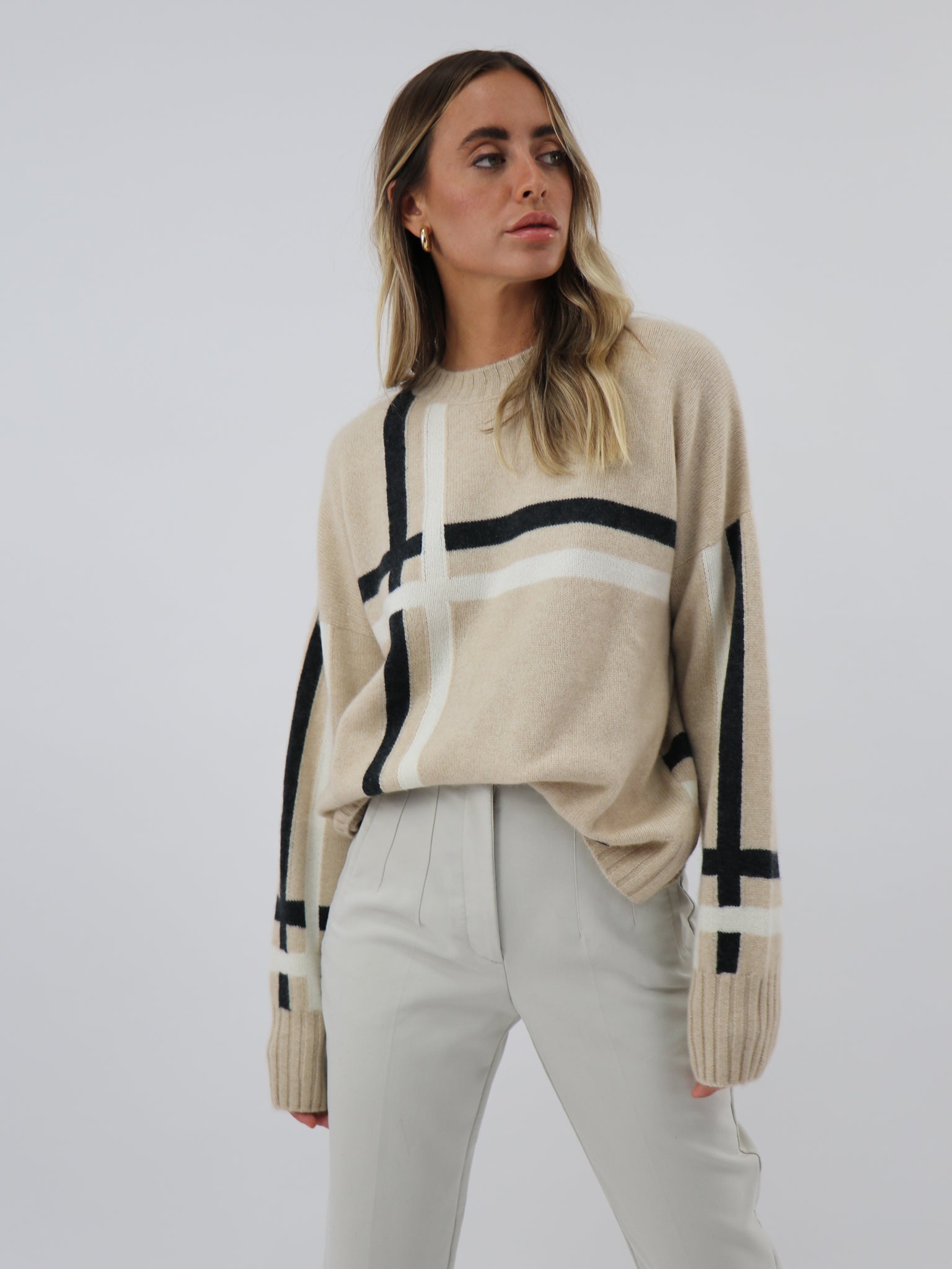 Cashmere Pullover with graphic intarsia