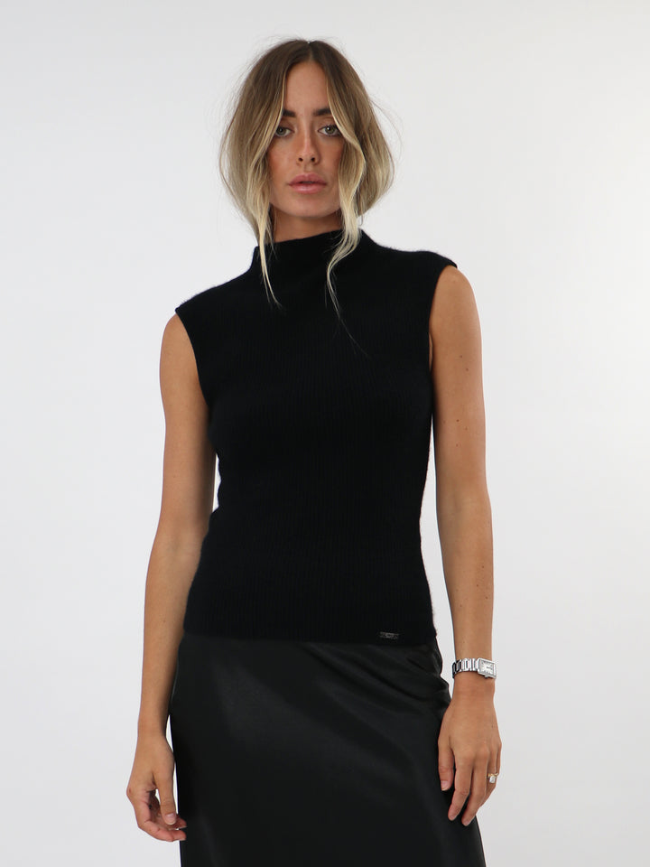 Sleeveless Cashmere fitted top #BLACK