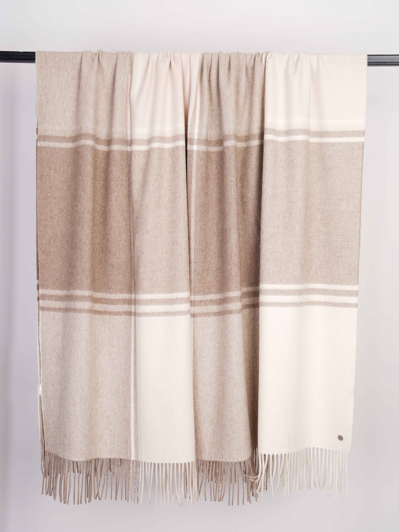 Woven cashmere throw blanket with fringed edges at the bottom #PEARL/OAT