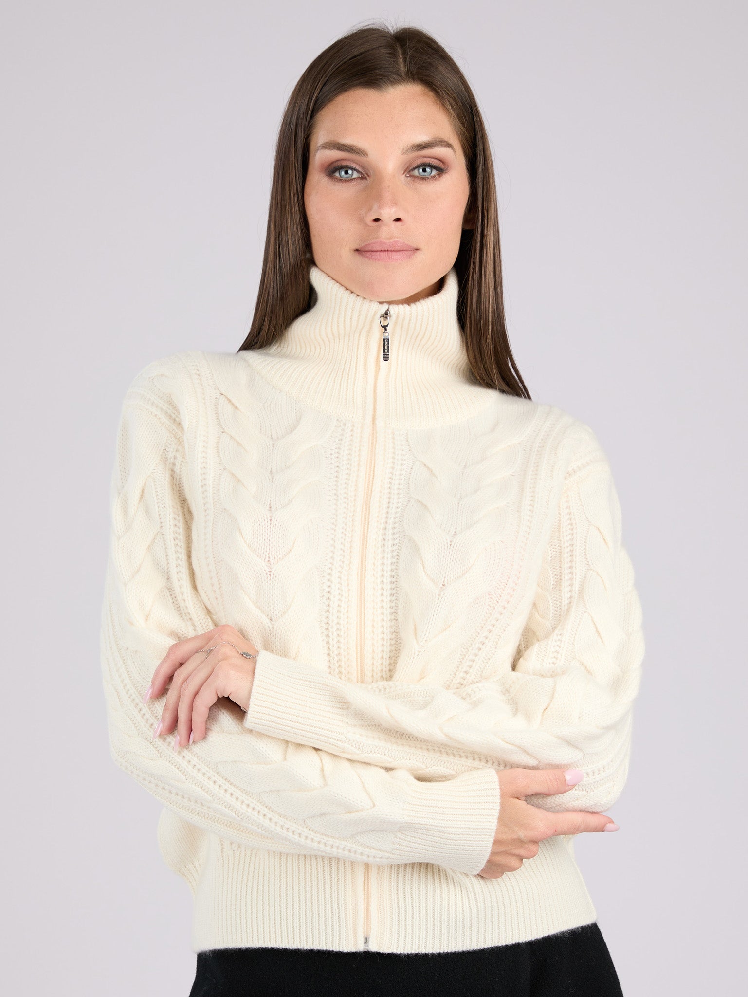 Cashmere cable-knit zip-up sweater with a mock neck collar #PEARL