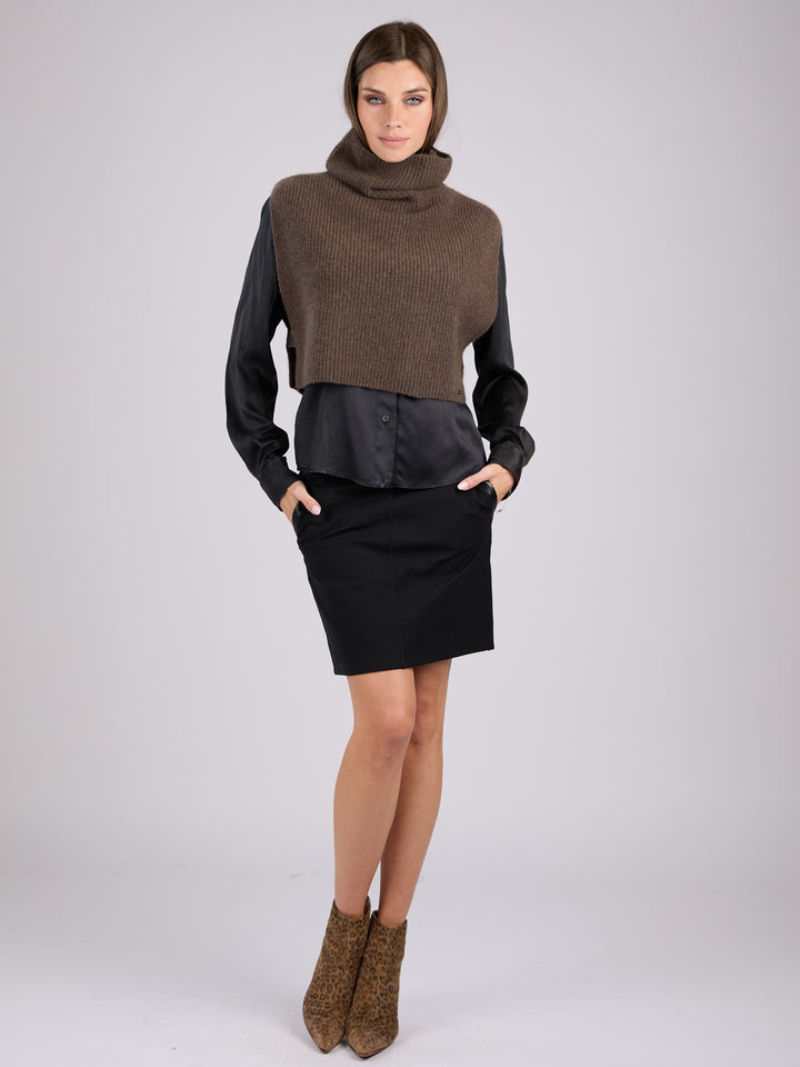 Cashmere sleeveless ribbed knit turtleneck sweater vest #SABLE