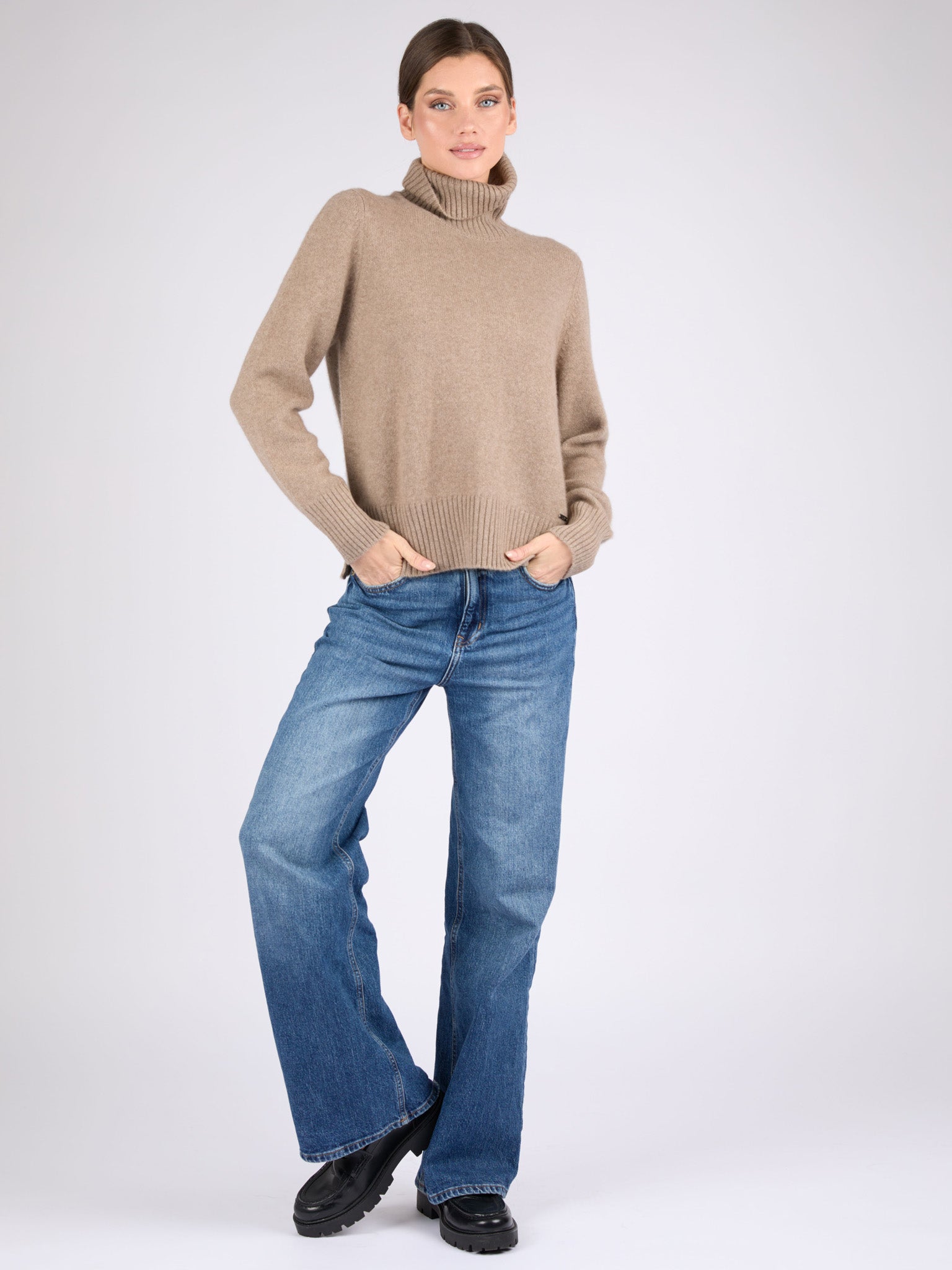 Women Cashmere Turtleneck