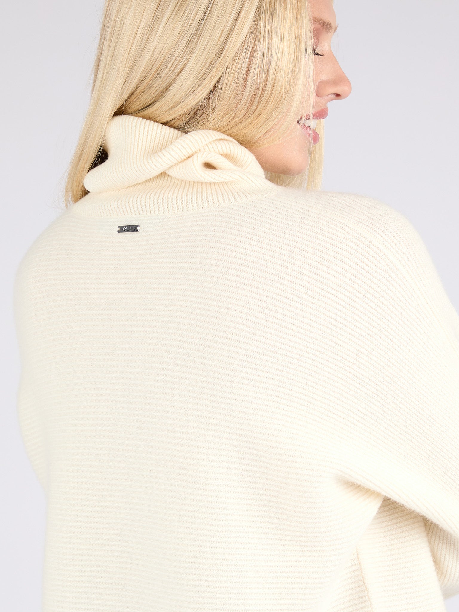 Ribbed Cashmere Turtleneck