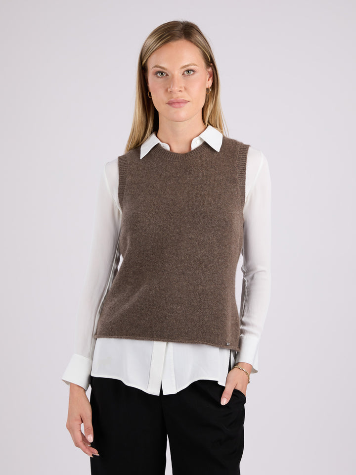 Sleeveless cashmere top #SABLE