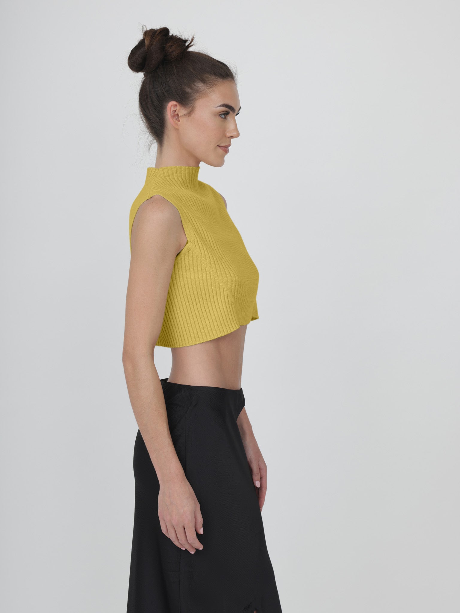 Sleeveless Cashmere Cropped Top