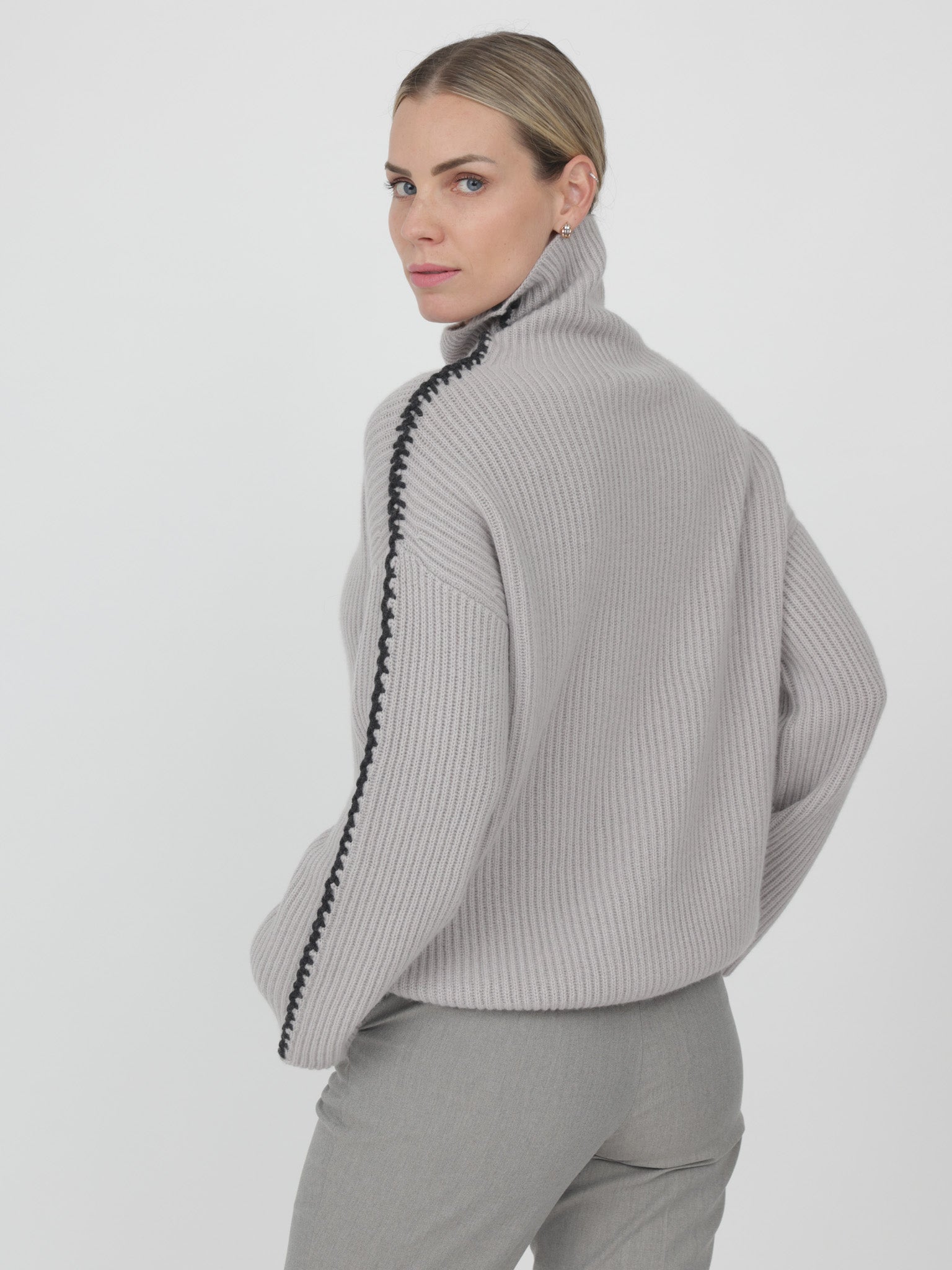 Cashmere Turtleneck with detail on Sleeves