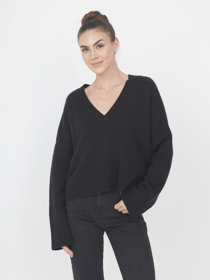 V-Neck Cashmere Sweater #BLACK
