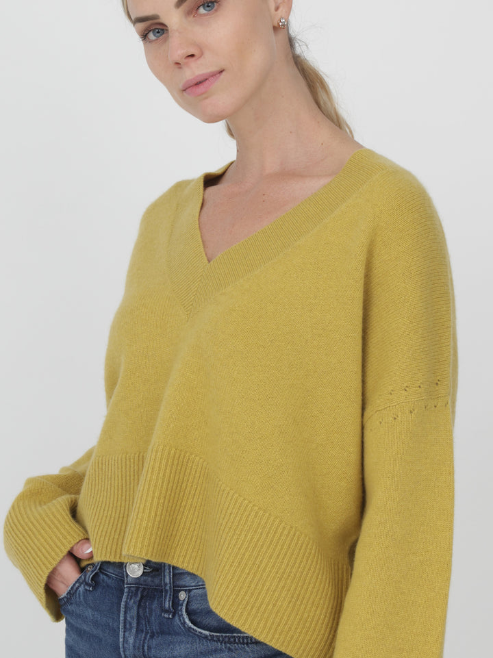 V-Neck Cashmere Sweater #MUSTARD