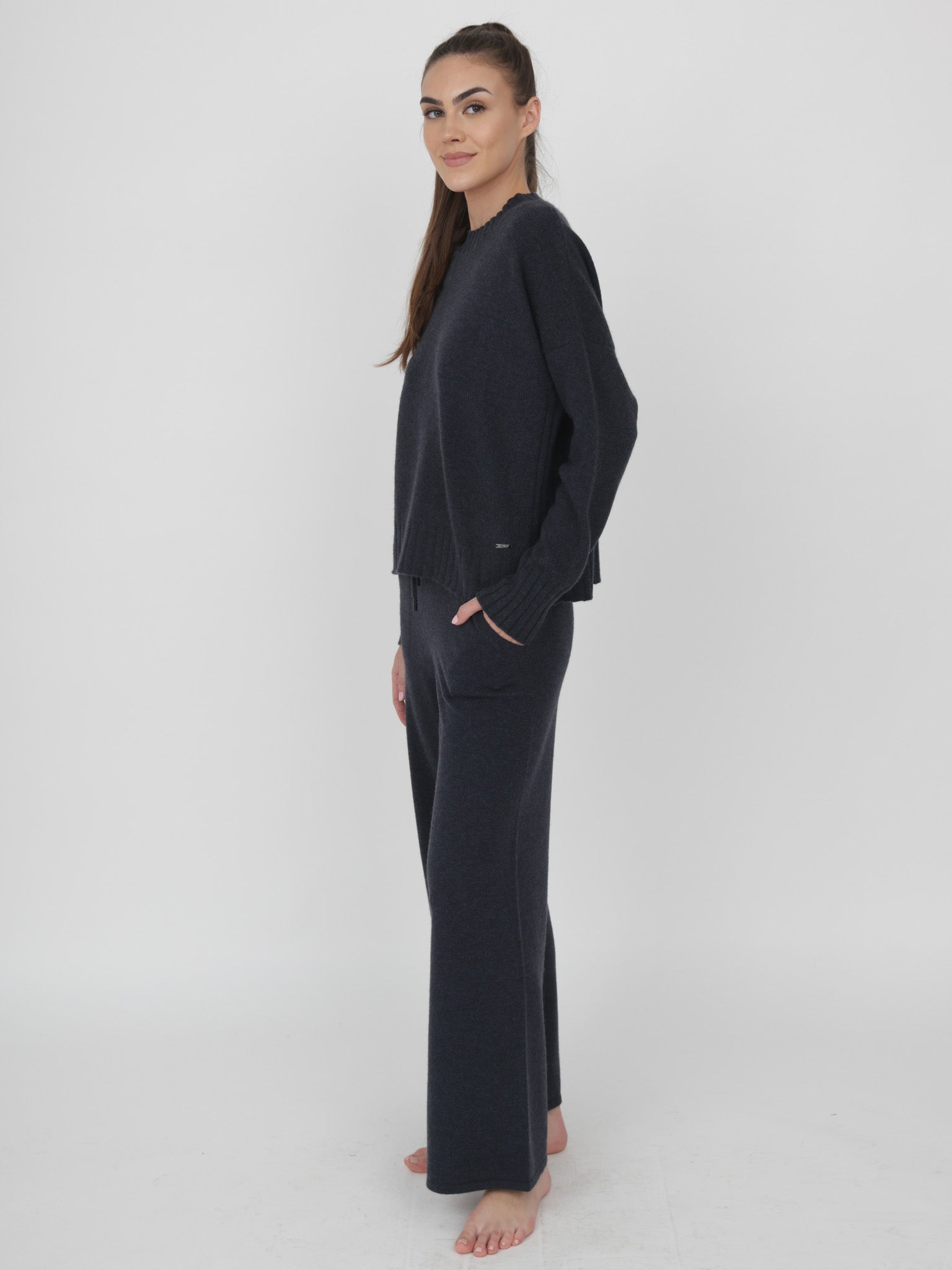 Wide Leg Cashmere Pants