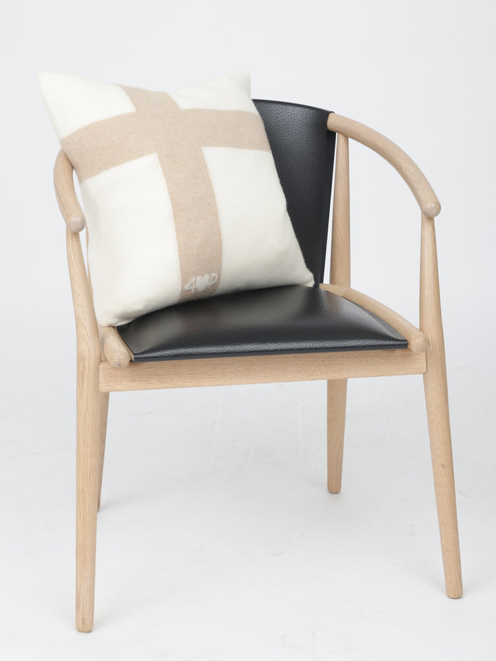Organic Exuma pillow in natural Mongolian cashmere, detail