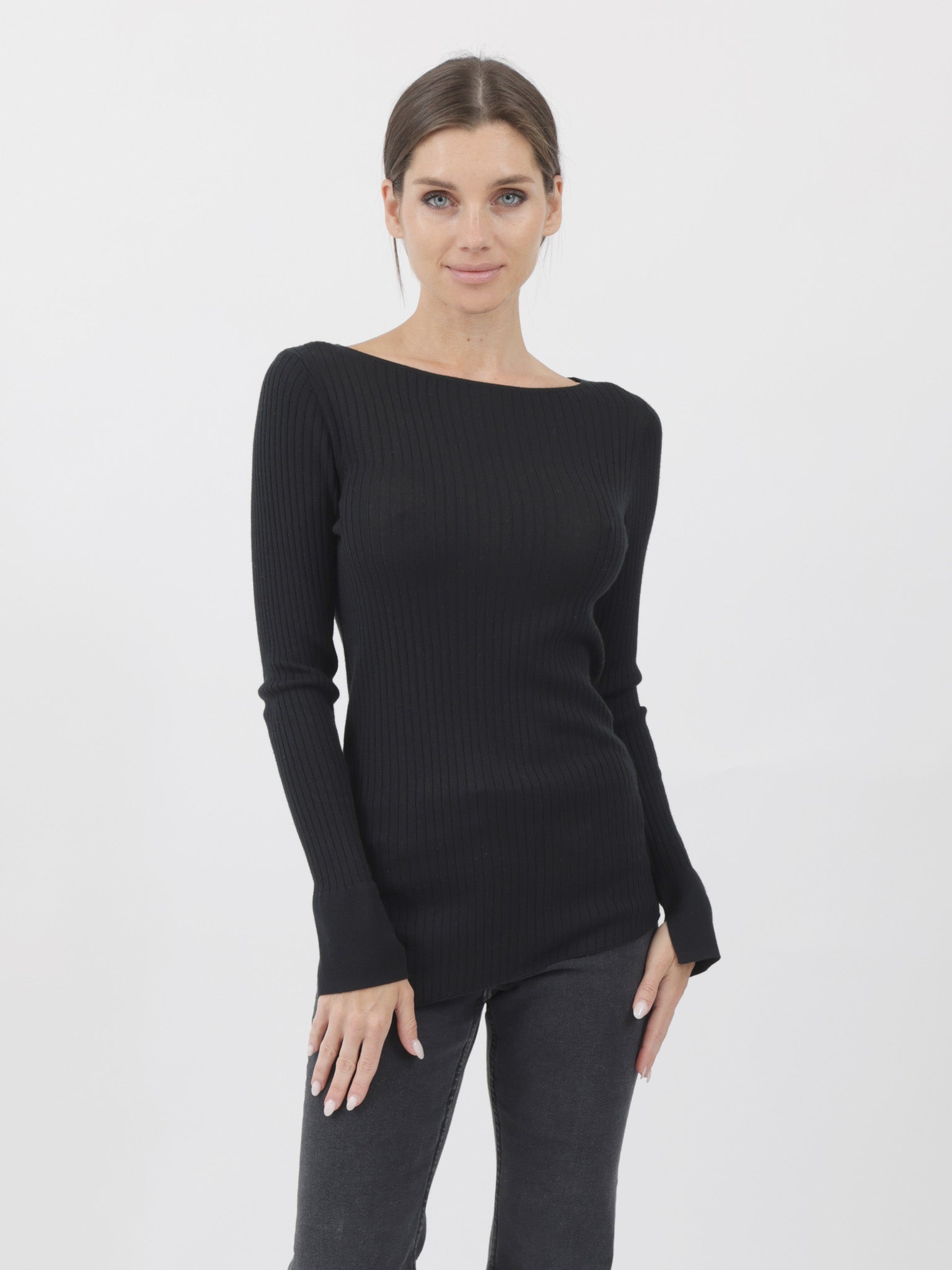 Ribbed Silk/Cashmere Boatneck slim Sweater with Diagonal Bottom Hem