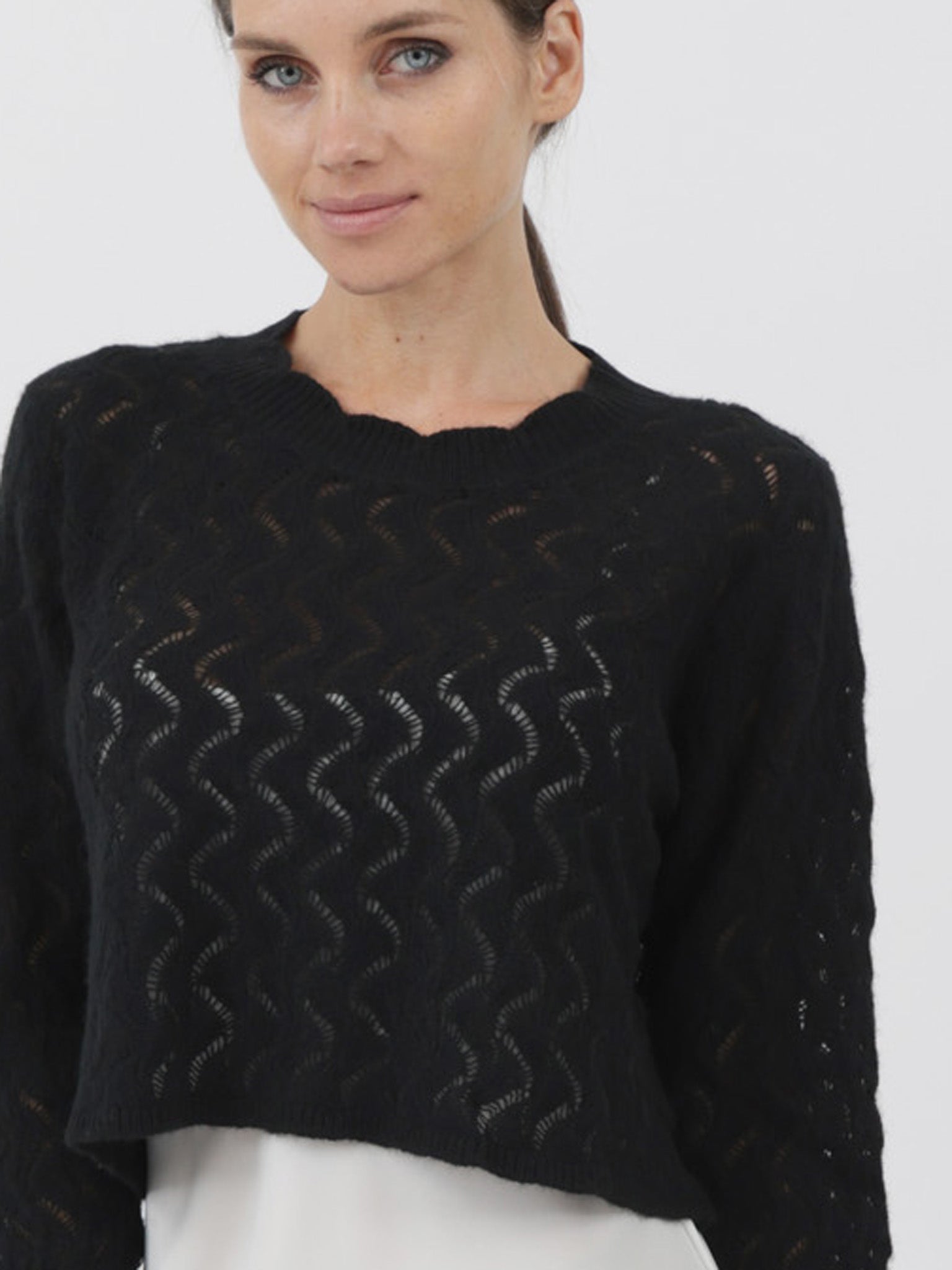 Cashmere Pullover crafted in Exquisite Open Weave Knitwork