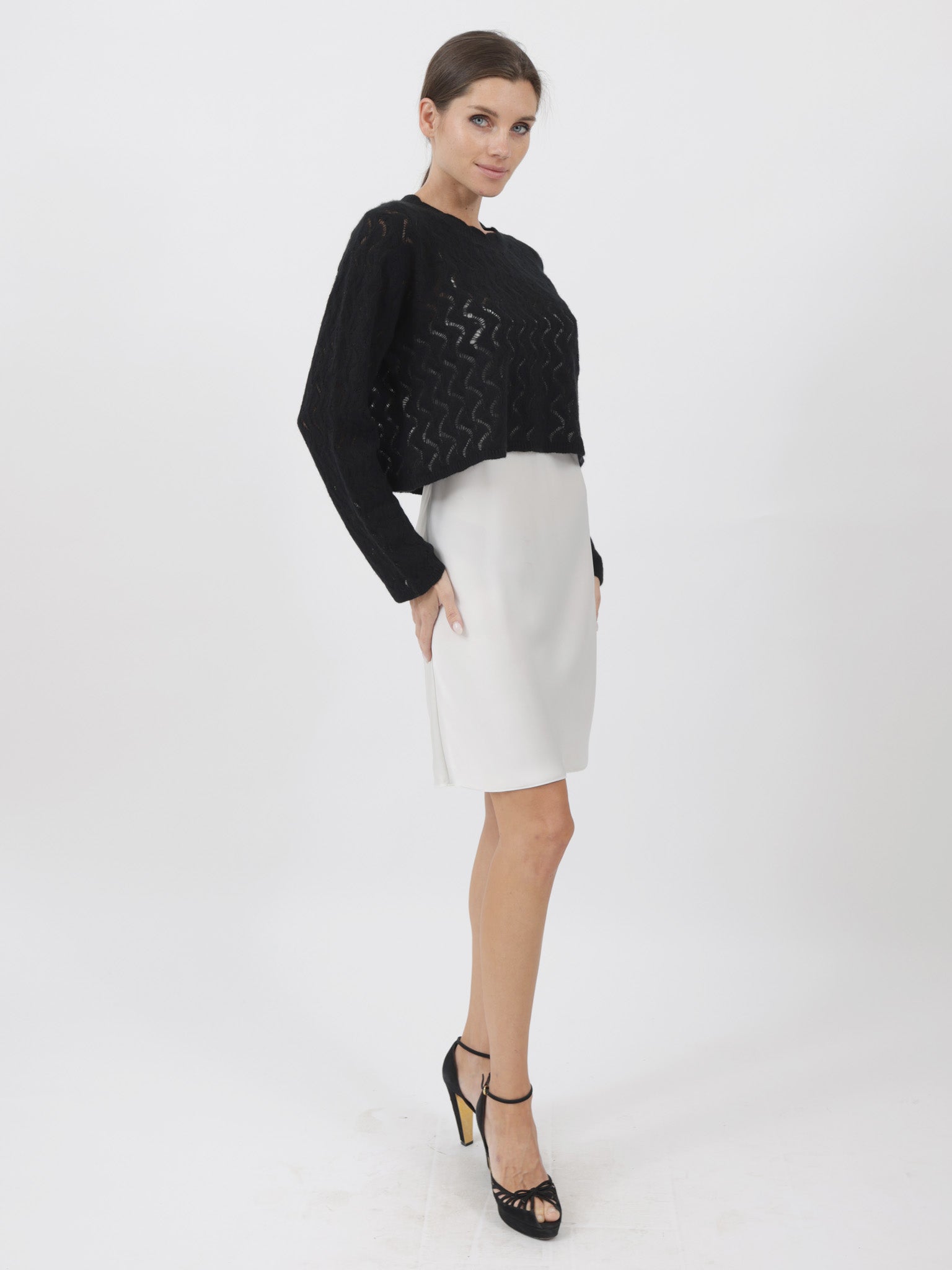 Cashmere Pullover crafted in Exquisite Open Weave Knitwork