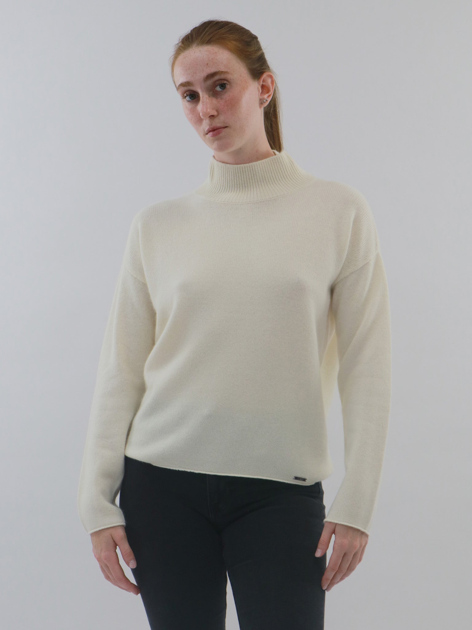 Cashmere Mock Neck Pullover