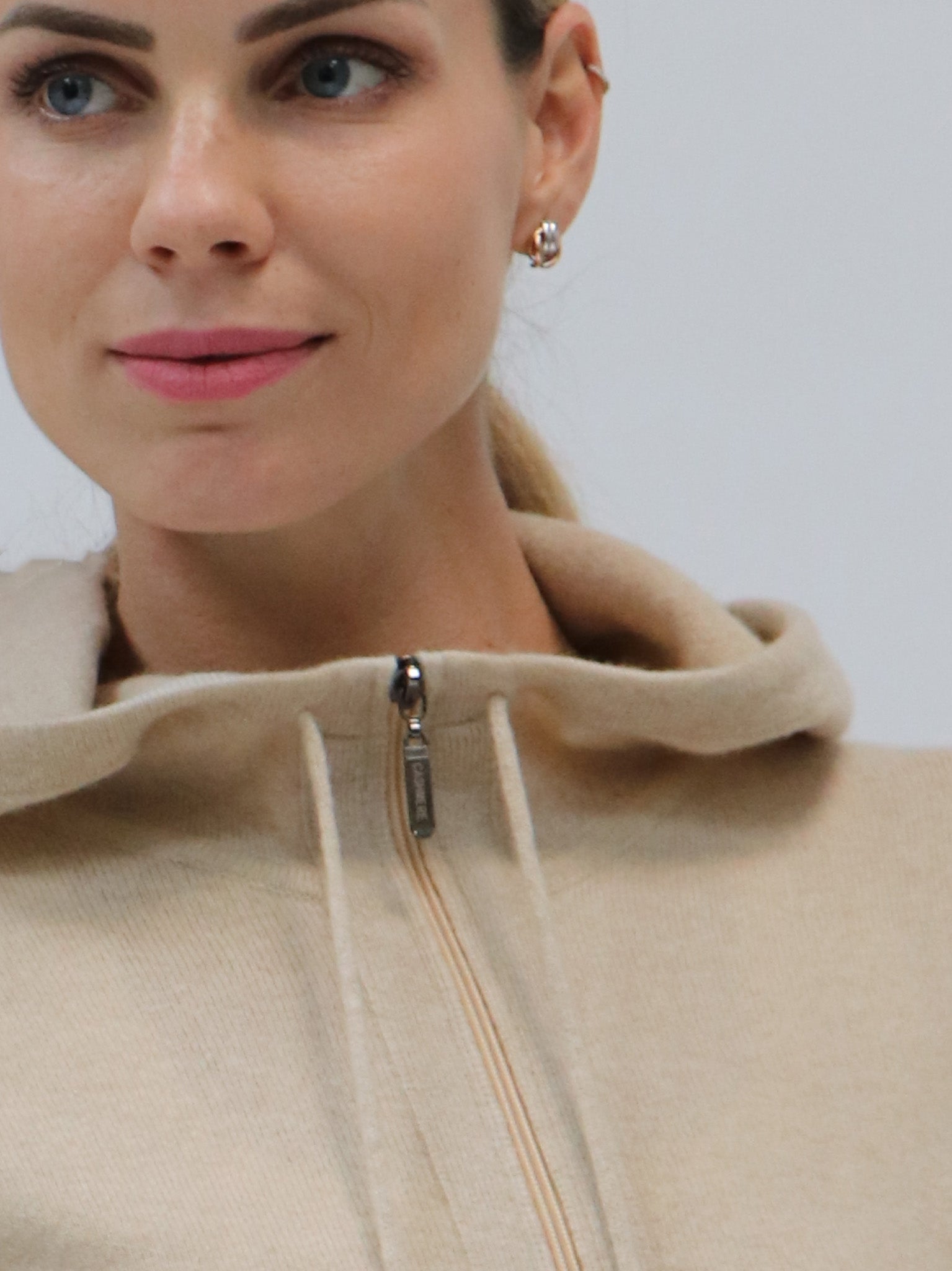 Cashmere Zip-Up Hoodie