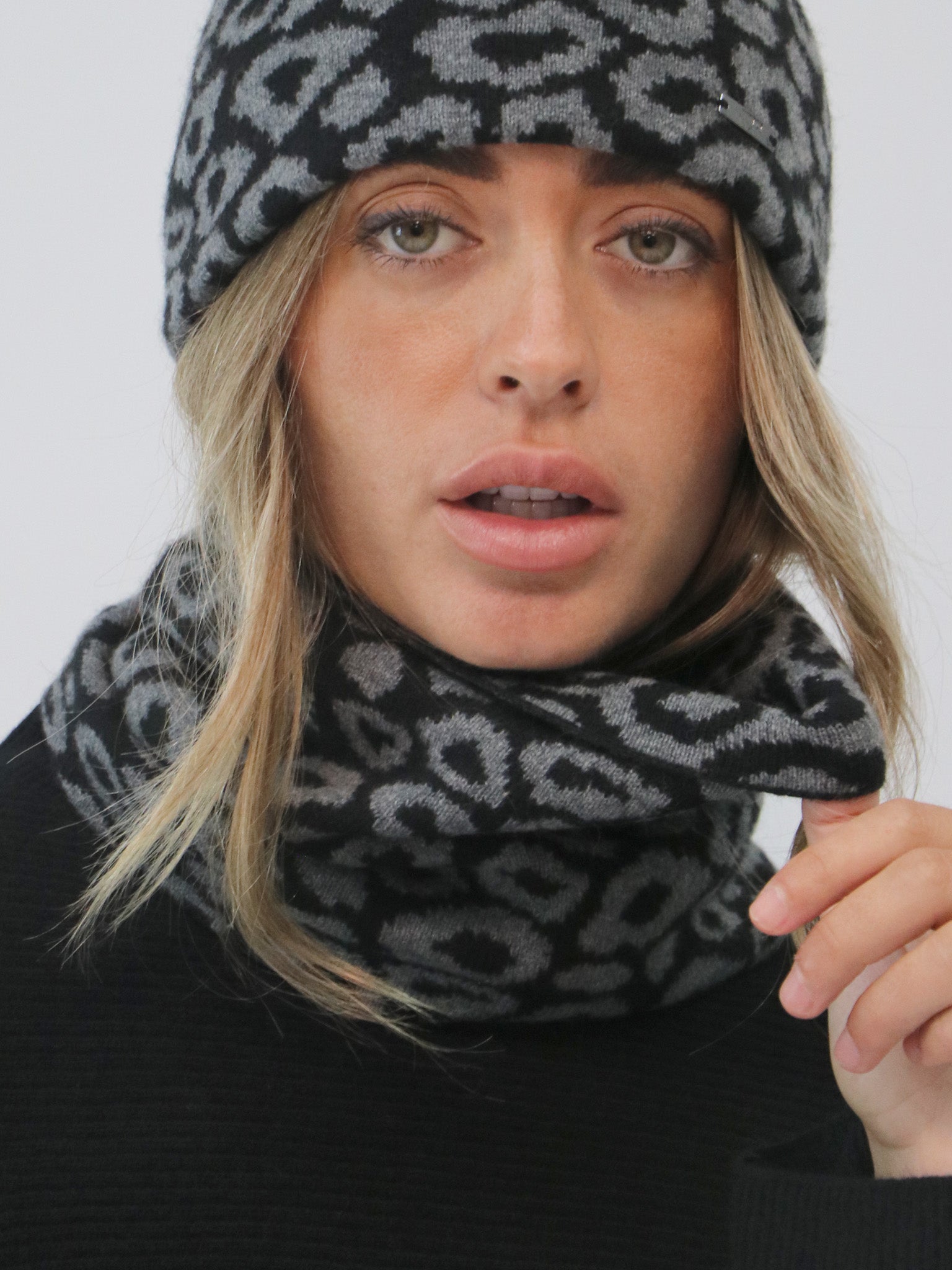 Leopard Print Gaiter