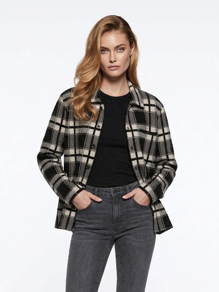 Cashmere Boyfriend button up overshirt #BLACK/WHITE