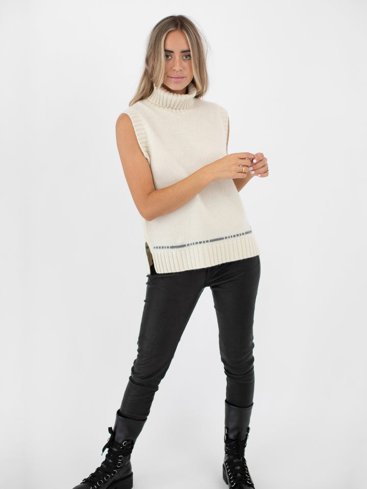 Cashmere Sleeveless Turtleneck #PEARL