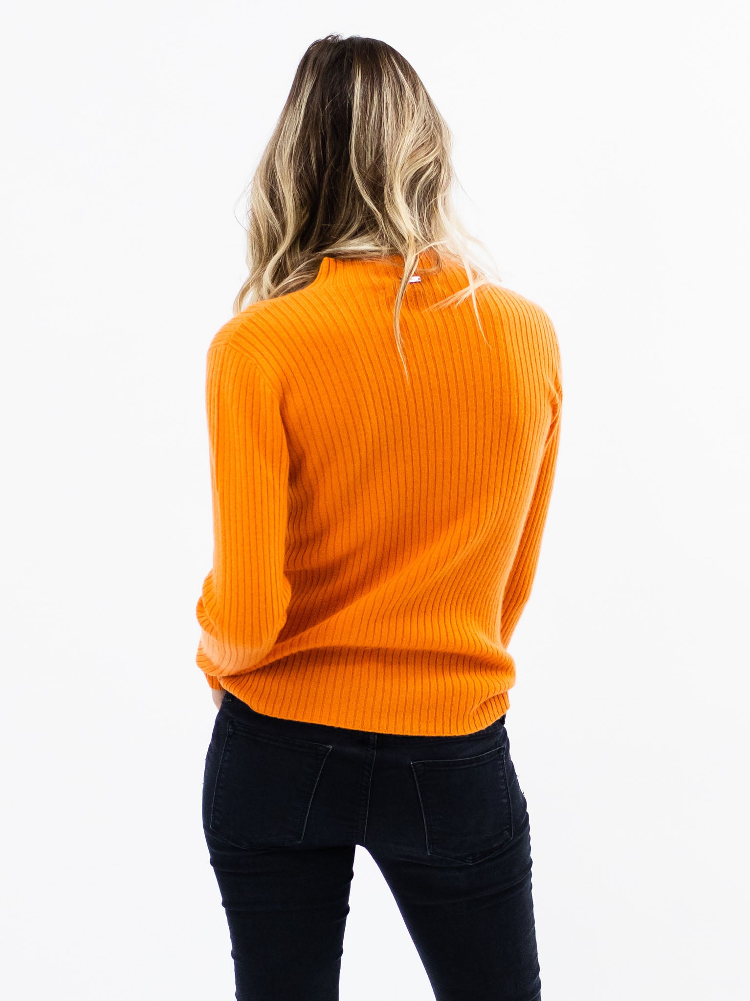 Fitted Cashmere Ribbed Sweater