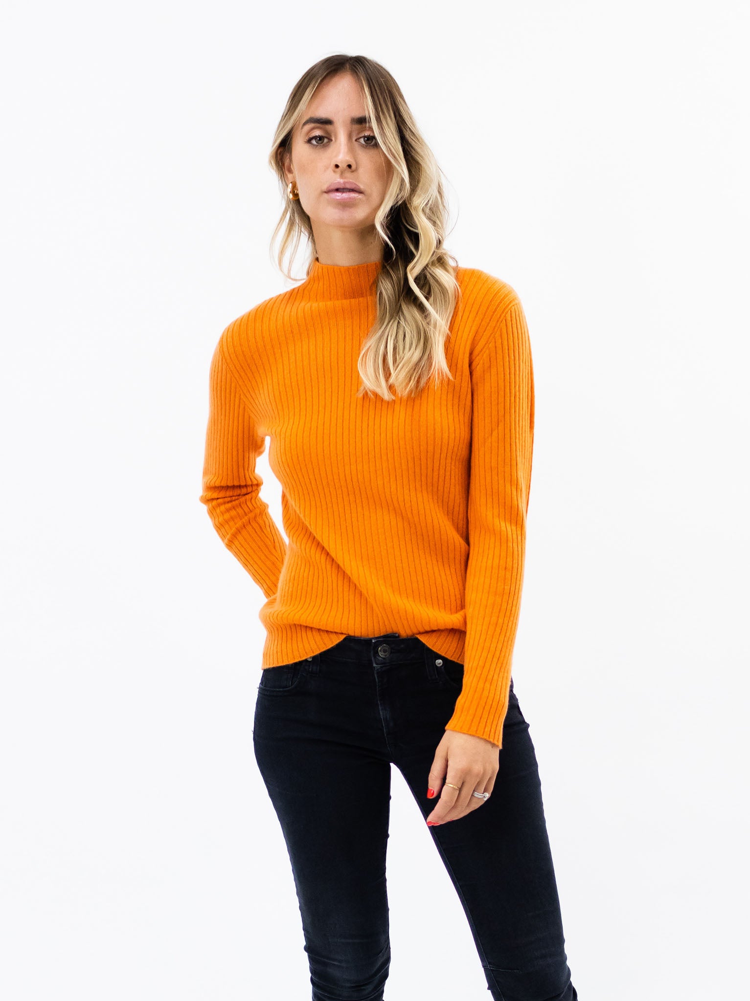 Fitted Cashmere Ribbed Sweater