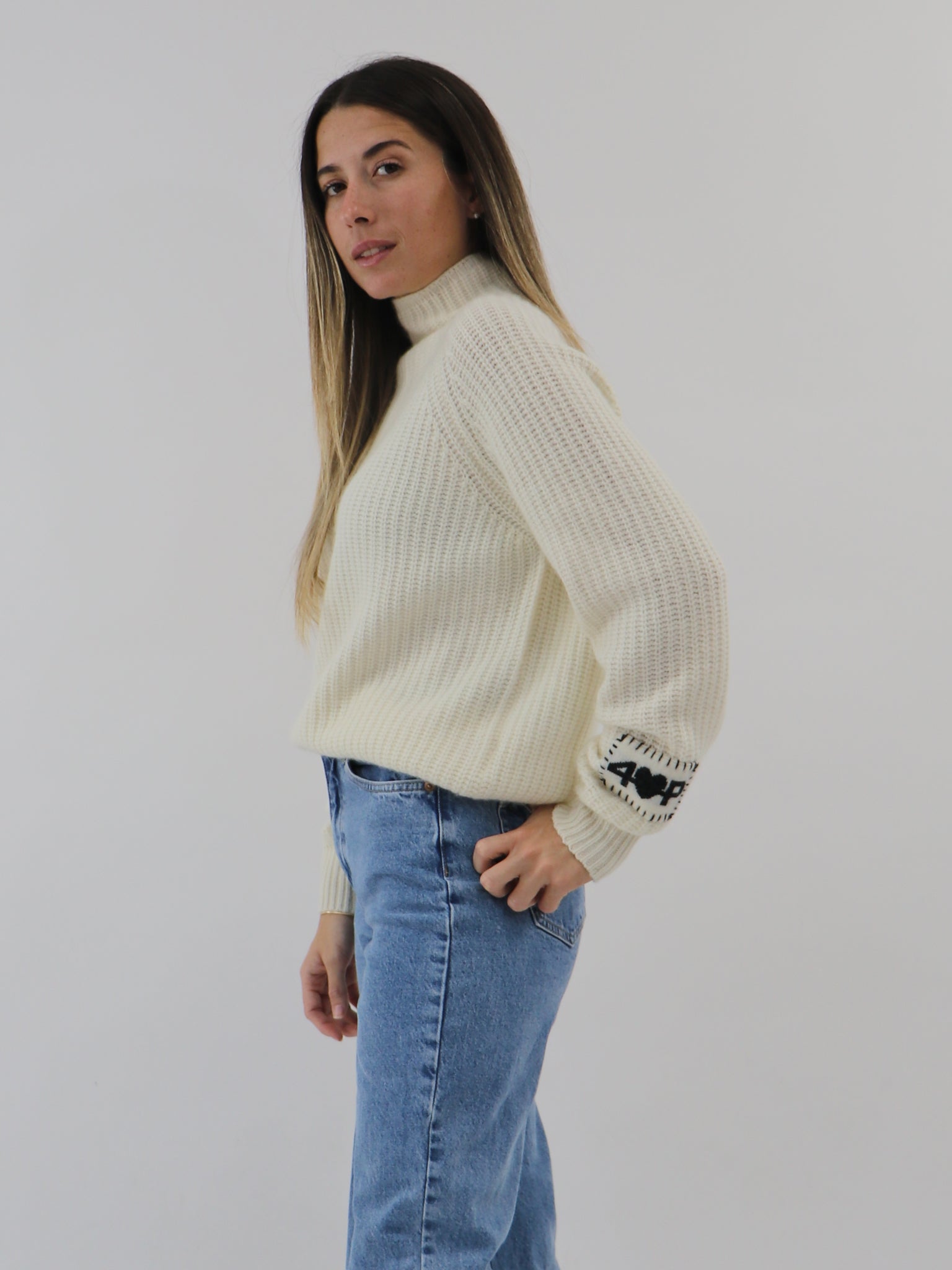 Ribbed Mock neck Cashmere Sweater