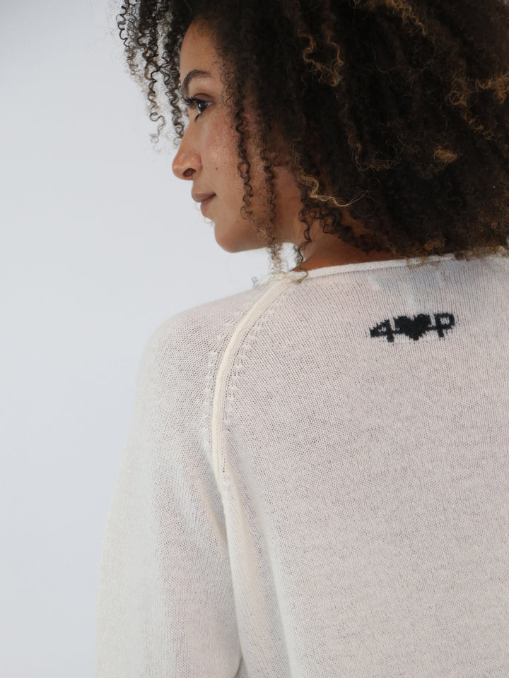 Boatneck Lightweight Cashmere Sweater #PEARL