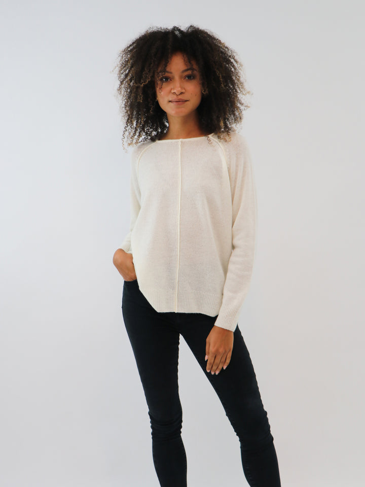 Boatneck Lightweight Cashmere Sweater #PEARL