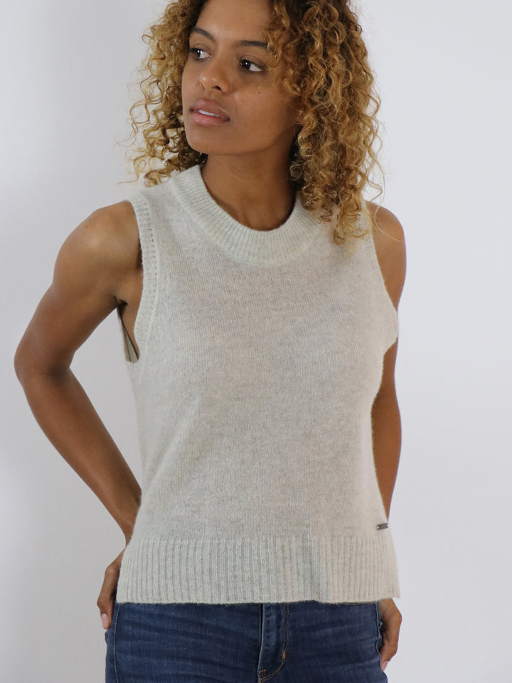 High-Low Cashmere Sleeveless Top #CLOUD