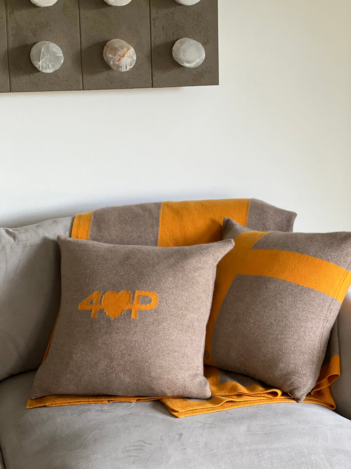 Cashmere Pillow #FAWN/GOLD