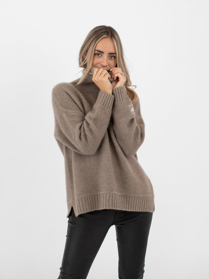 Relaxed Fit Cashmere Turtleneck #FAWN