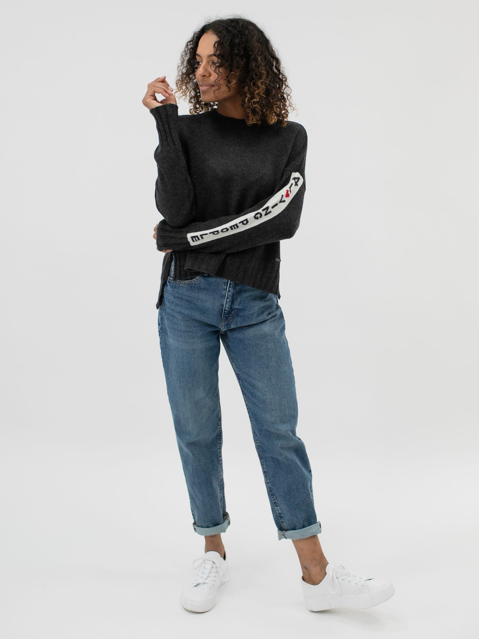 Cashmere Crewneck with High and Low Hem