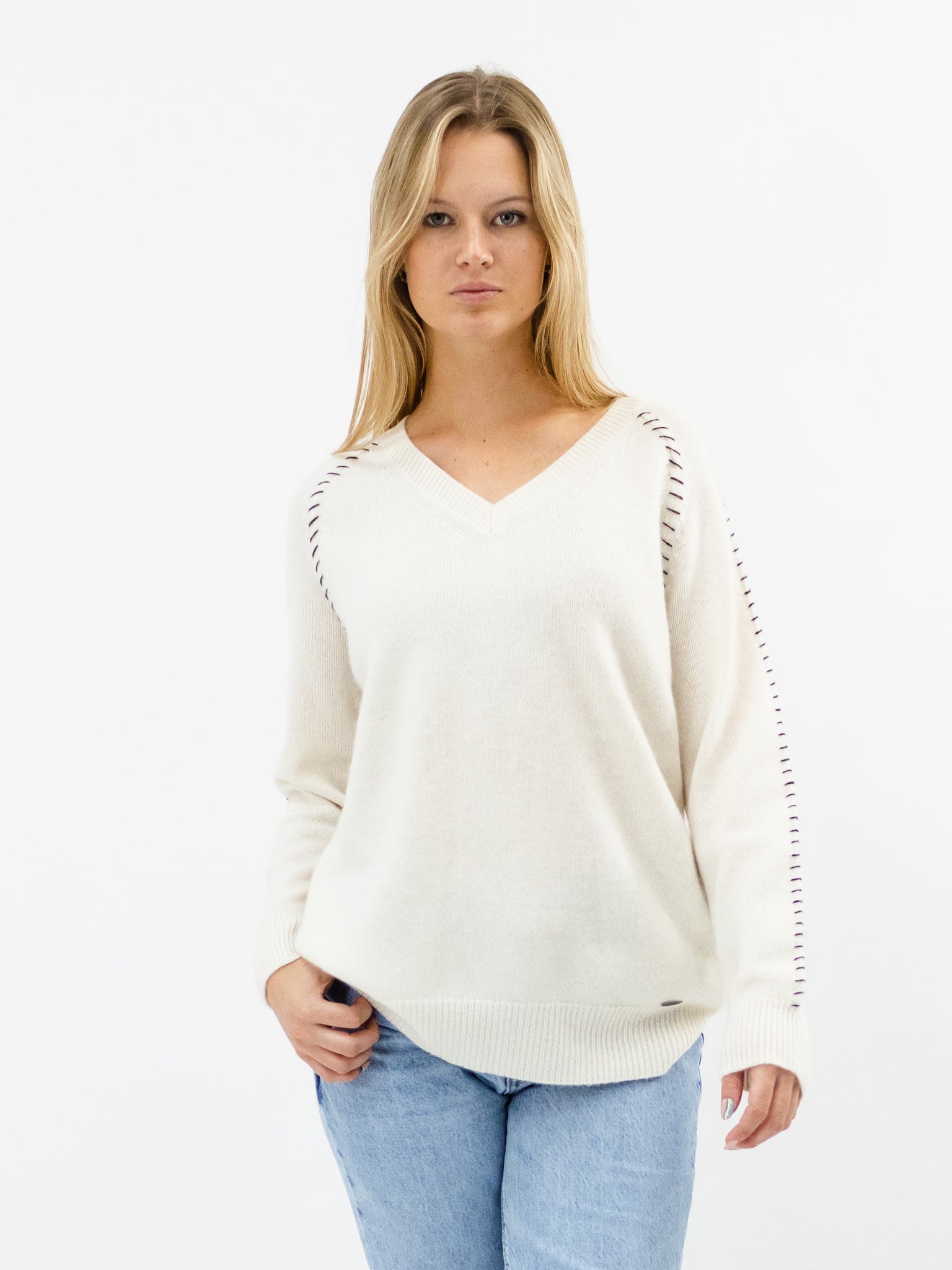 V Neck Cashmere Sweater with detailed Stitching