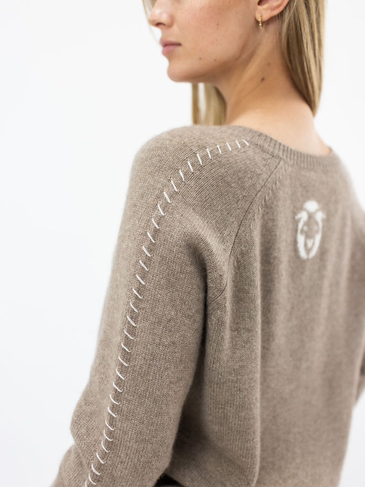 V Neck Cashmere Sweater with detailed Stitching #FAWN