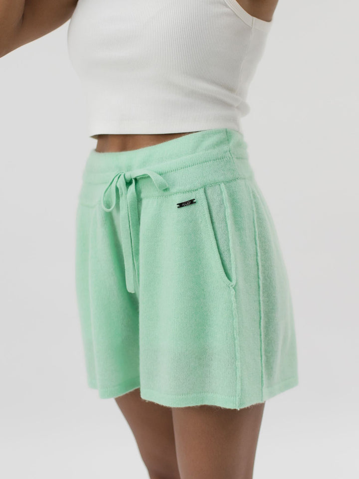 Cashmere Shorts #MINT