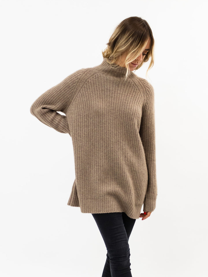 Oversized Cashmere Sweater #FAWN