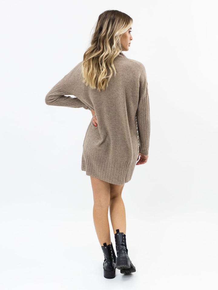 Long Cashmere Turtleneck Sweater #FAWN