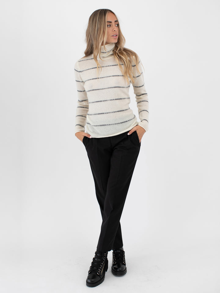 Loose Fit Cashmere Turtleneck #PEARL