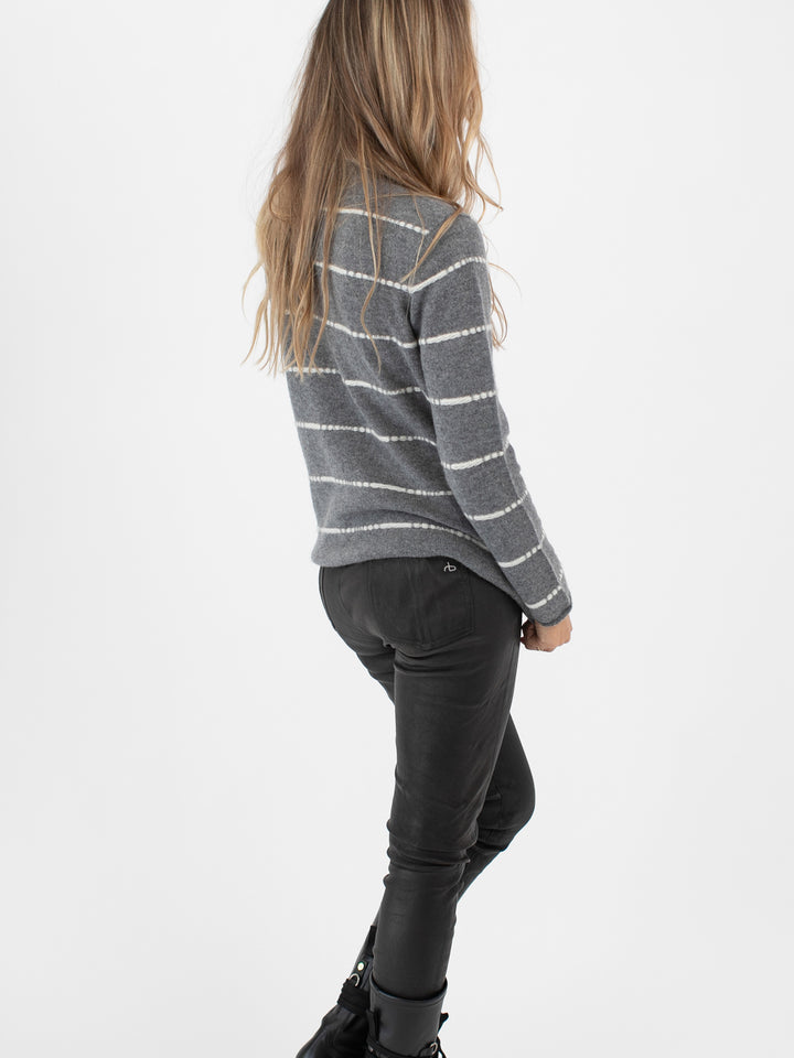 Loose Fit Cashmere Turtleneck #SKY GREY