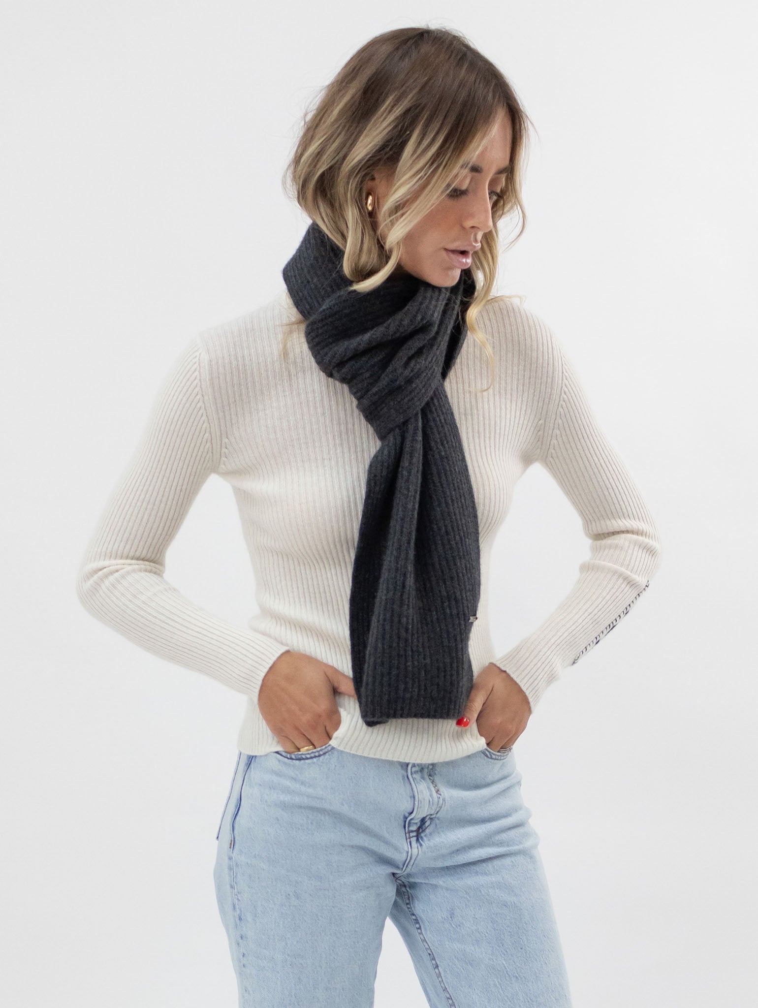 Loose Knit Cashmere Scarf