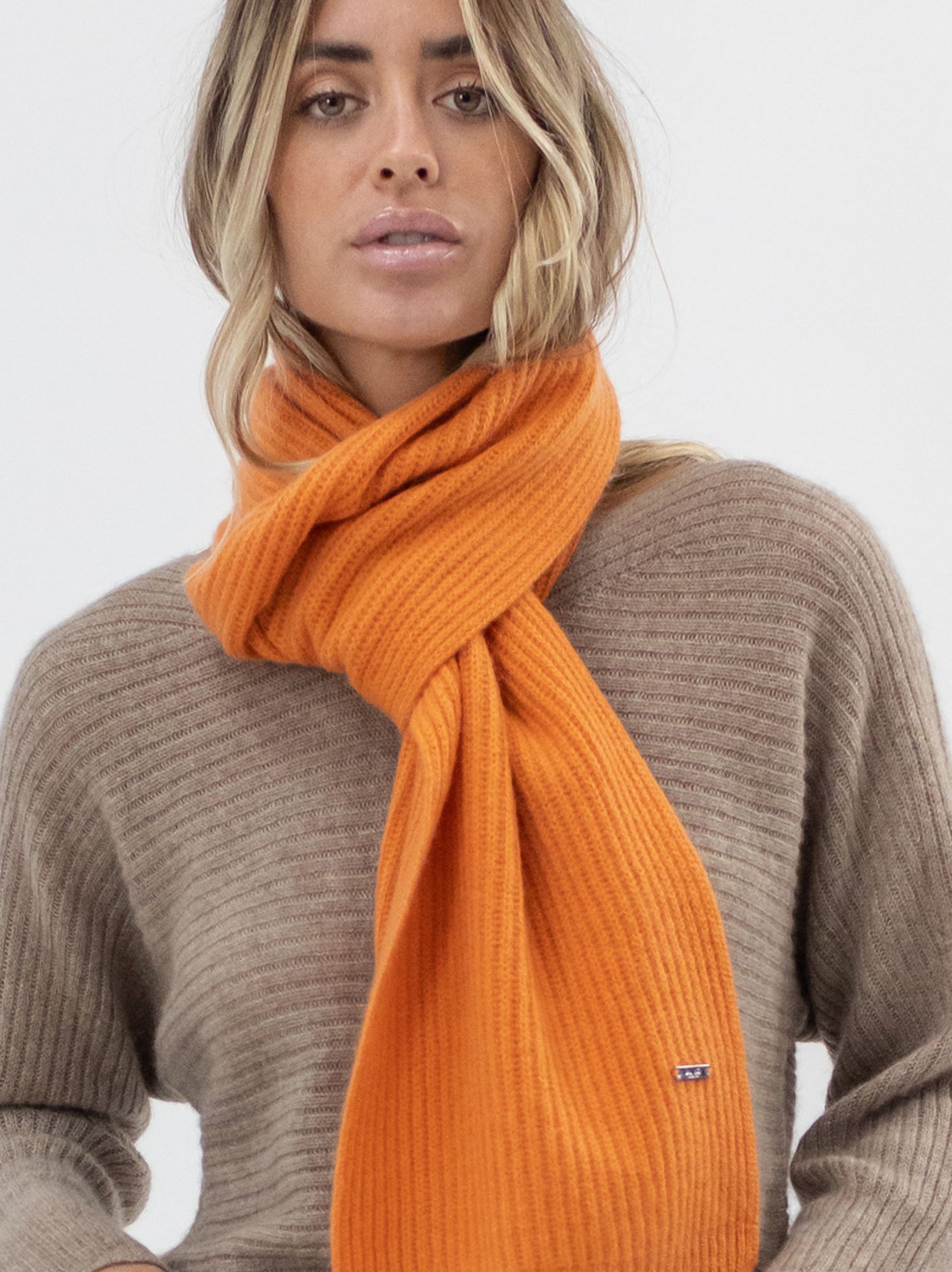 Loose Knit Cashmere Scarf