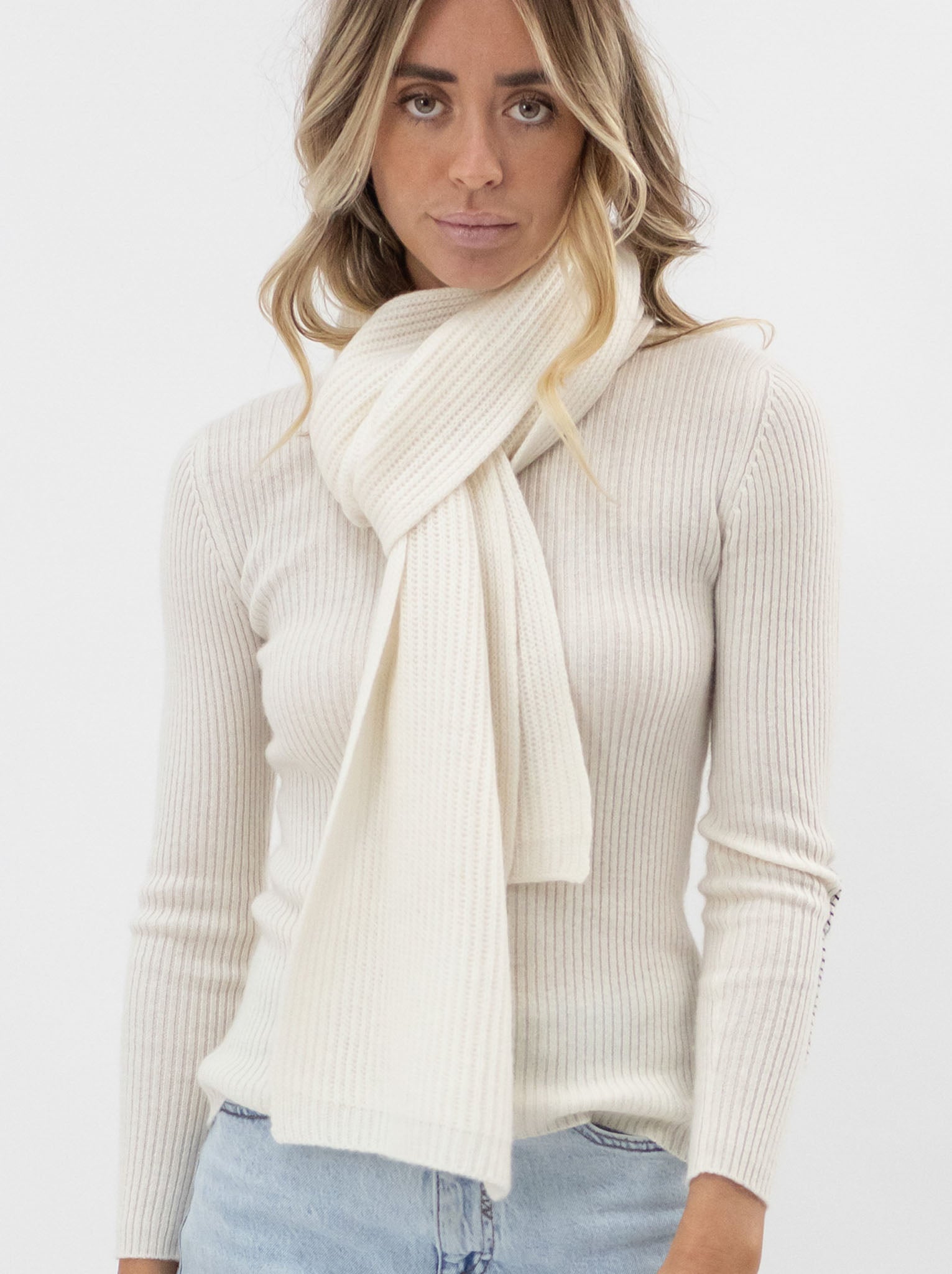 Loose Knit Cashmere Scarf